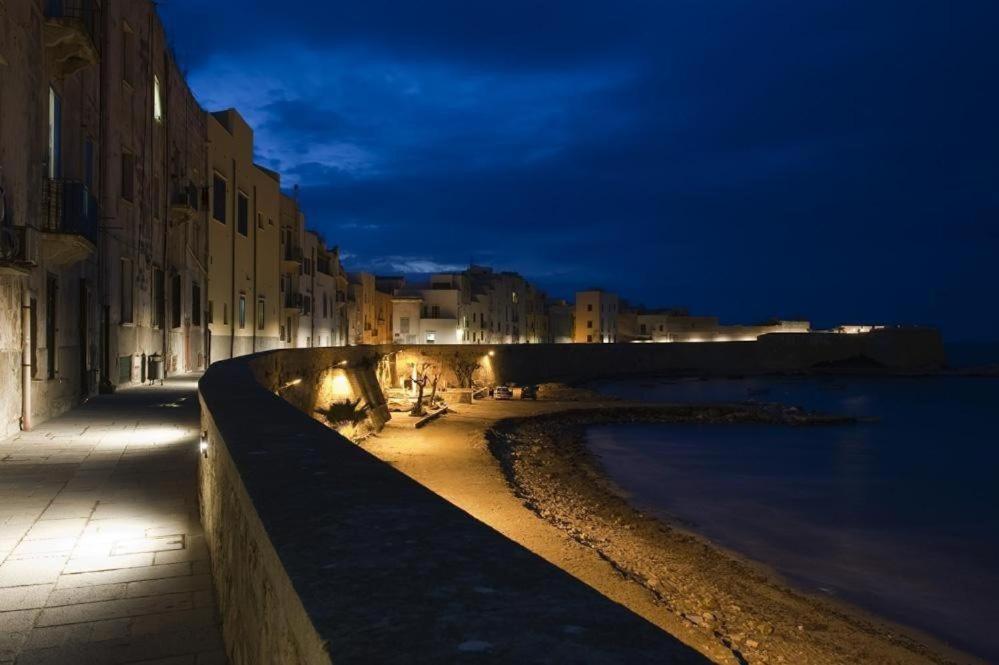 Casa Vacanze Ulisse Trapani Extérieur photo